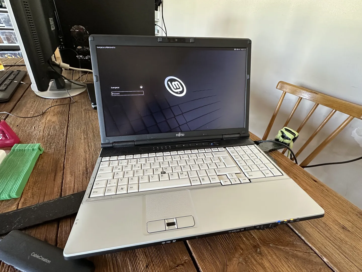 Fujitsu Lifebook E751